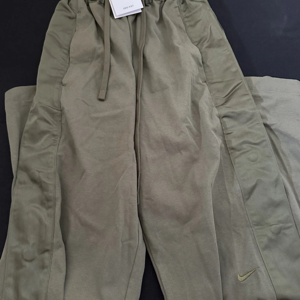 Nike Air Devin Booker Dri-Fit Tear Away Pants Olive Mens Sz XL New HJ3899-222 - Picture 3 of 6